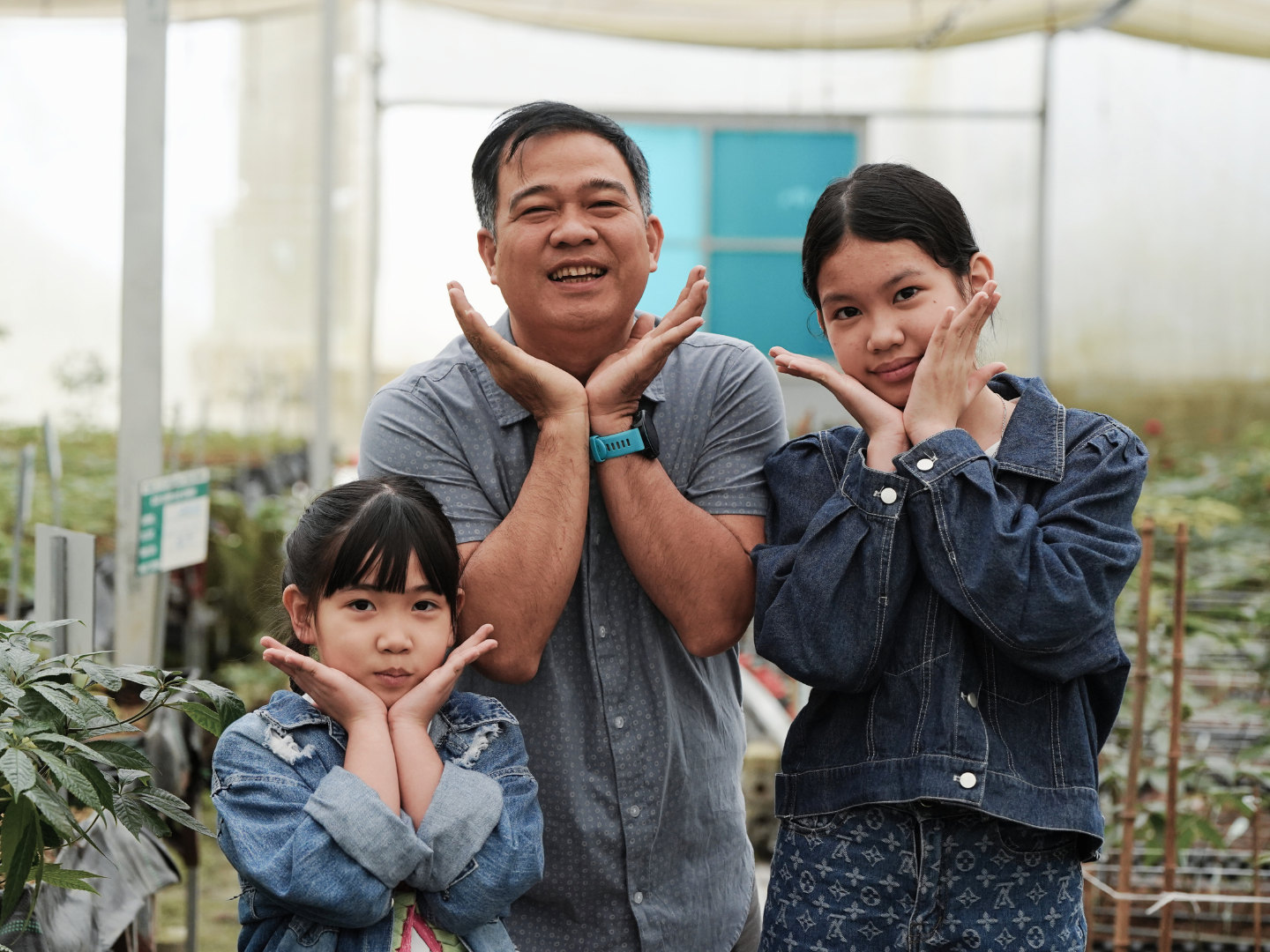 Ông bố đặc biệt: 15 năm xa nhà nhưng chưa một lần thất hứa với các con- Ảnh 3.