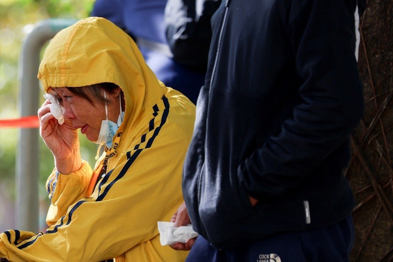 Vụ cháy khu chung cư Wang Fuk Court tại Hồng Kông: 200 Người mất tích và 128 nạn nhân - Ảnh 2.