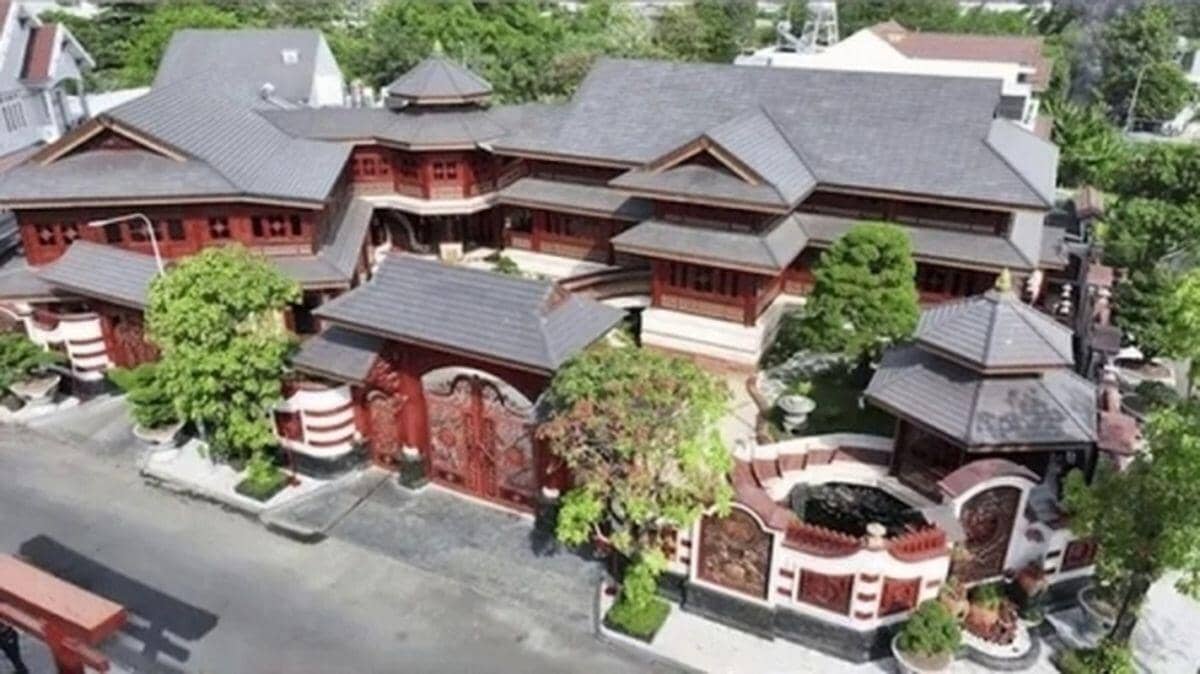 Bức ảnh thu hồi khối tài sản khổng lồ trong biệt phủ 4.000m2 của Mailisa, nhiều người đã bị 