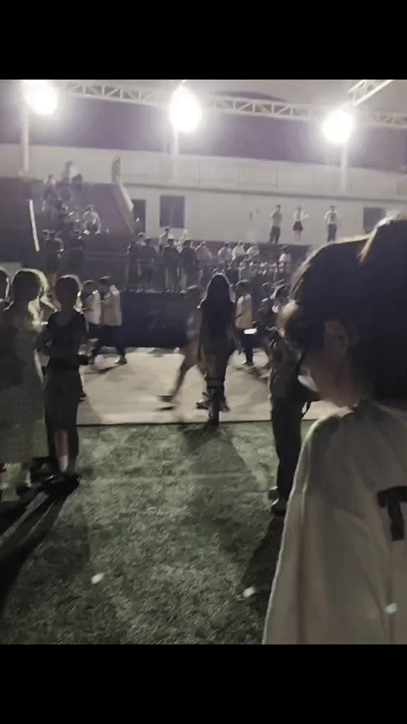 12 giây thần thánh khiến 1,2 triệu người mắc kẹt của nữ sinh được gọi là &quot;bạch nguyệt quang&quot;- Ảnh 1.