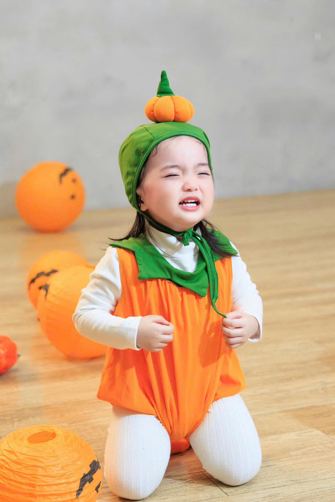 Bé Lisa nhà Khánh Thi, Phan Hiển xinh yêu như thiên thần- Ảnh 6. Bé Lisa nhà Khánh Thi, Phan Hiển xinh yêu như thiên thần- Ảnh 6.