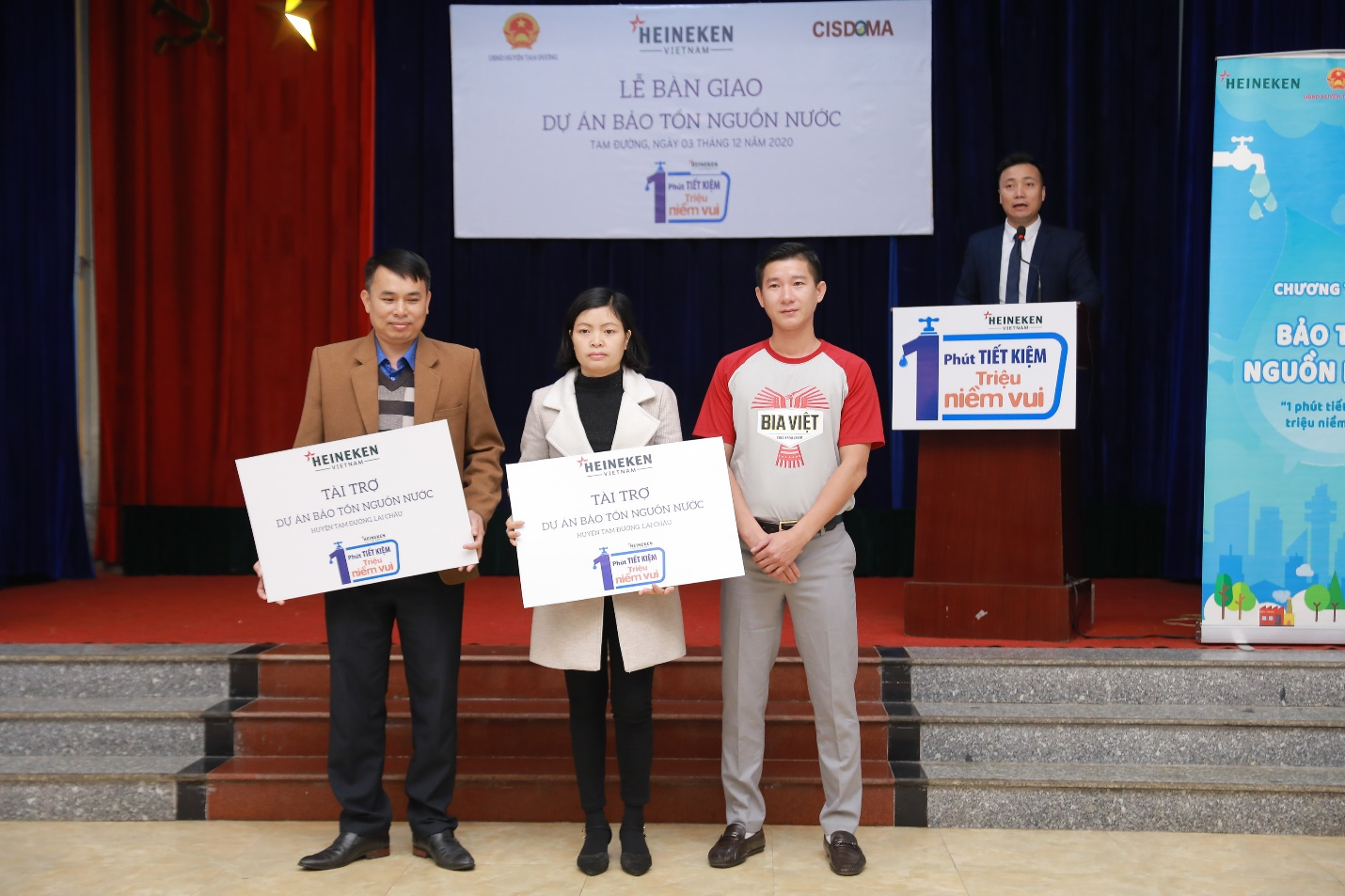 Trái tim "Kiên trì phụng sự" của HEINEKEN Việt Nam: Hơn 1 thập kỷ chung tay bảo tồn nguồn nước vì một Việt Nam tốt đẹp hơn- Ảnh 4. Trái tim "Kiên trì phụng sự" của HEINEKEN Việt Nam: Hơn 1 thập kỷ chung tay bảo tồn nguồn nước vì một Việt Nam tốt đẹp hơn- Ảnh 4.
