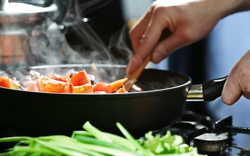 Điều gì xảy ra với cơ thể nếu nhịn cơm buổi tối? - Ảnh 2.