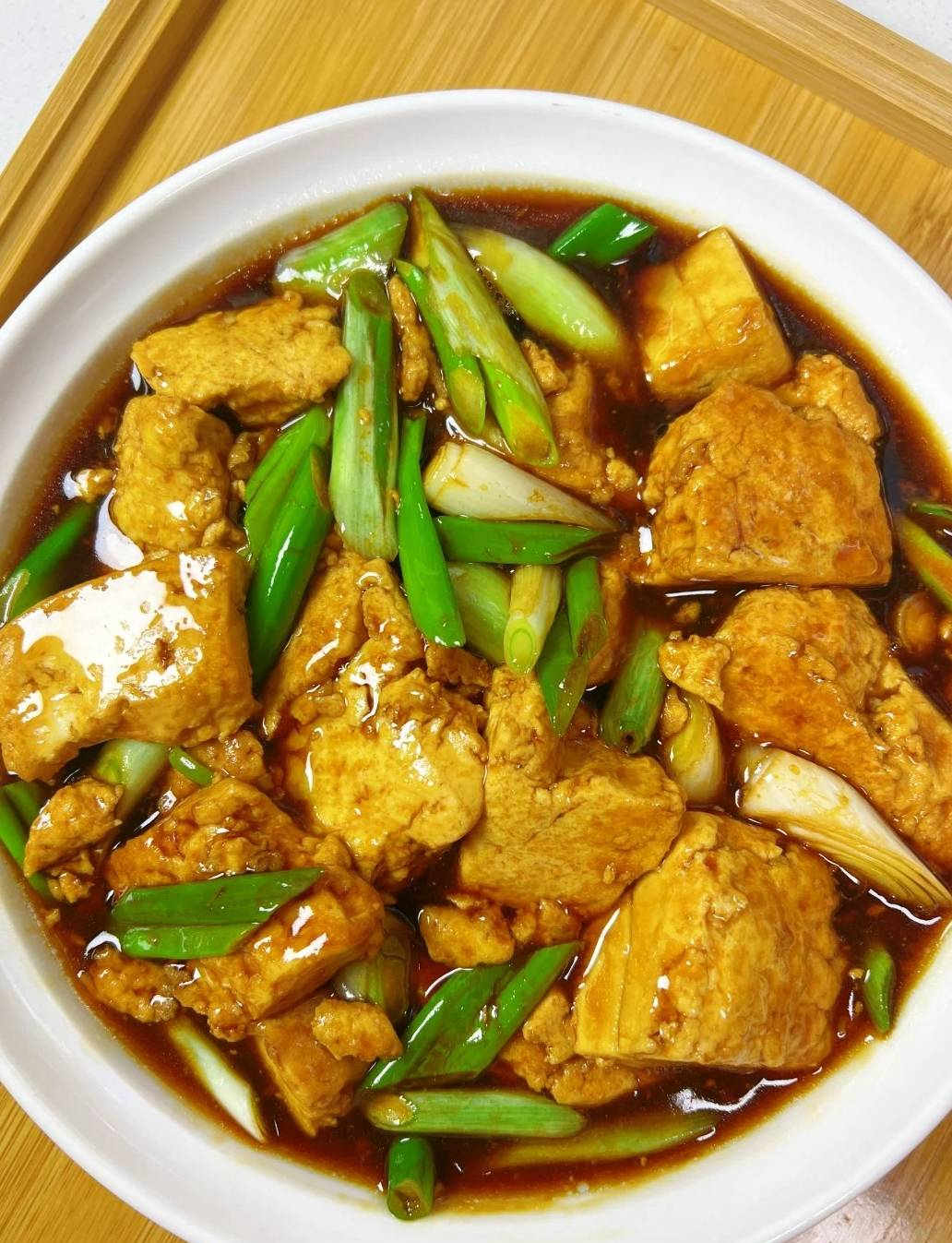 Đậu hũ kho hành lá đơn giản nhưng đầy đủ dinh dưỡng