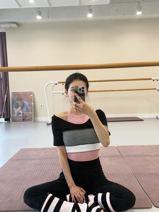 Suzy gây sốt vì để mặt mộc chạy bộ Hồ Tây, da đến dáng đỉnh miễn bàn!- Ảnh 3. Suzy gây sốt vì để mặt mộc chạy bộ Hồ Tây, da đến dáng đỉnh miễn bàn!- Ảnh 3.