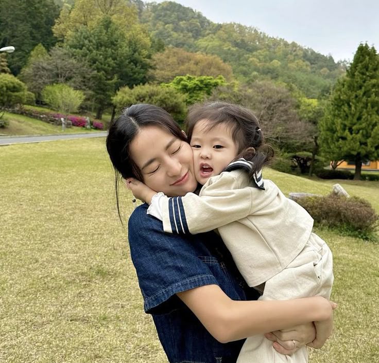 Vì sao các cụ ta ngày xưa có câu &quot;phúc đức tại mẫu&quot;?- Ảnh 2.