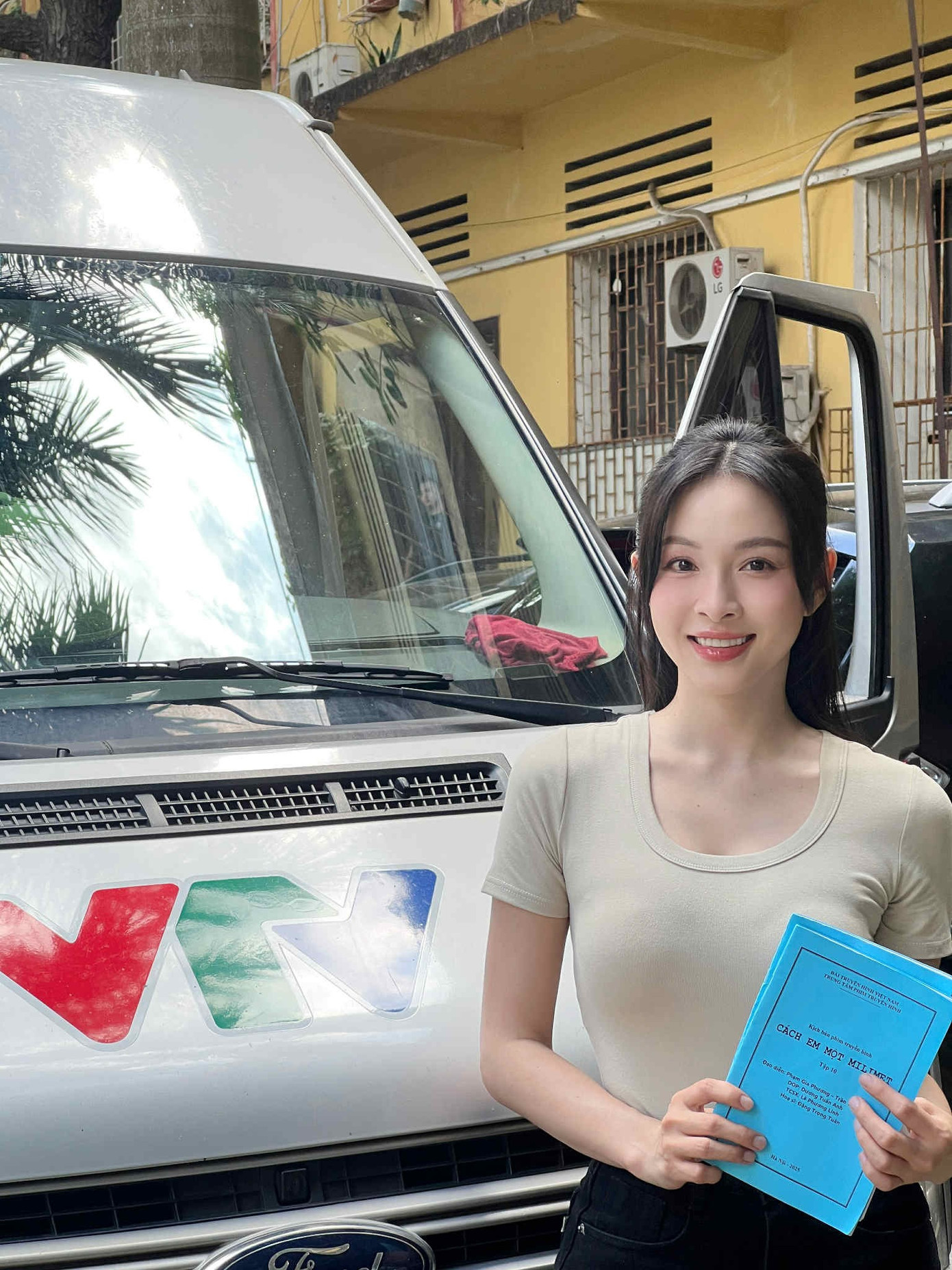 Giải oan cho 'chiếc áo hư hỏng' trong phim Việt giờ vàng - Ảnh 5.