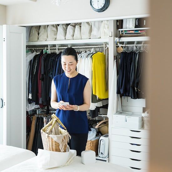 Sau tuổi 45, tôi chỉ giữ lại 21 bộ quần áo - và thấy mình tiết kiệm hơn, sống thanh lịch hơn - Ảnh 3. Sau tuổi 45, tôi chỉ giữ lại 21 bộ quần áo - và thấy mình tiết kiệm hơn, sống thanh lịch hơn - Ảnh 3.