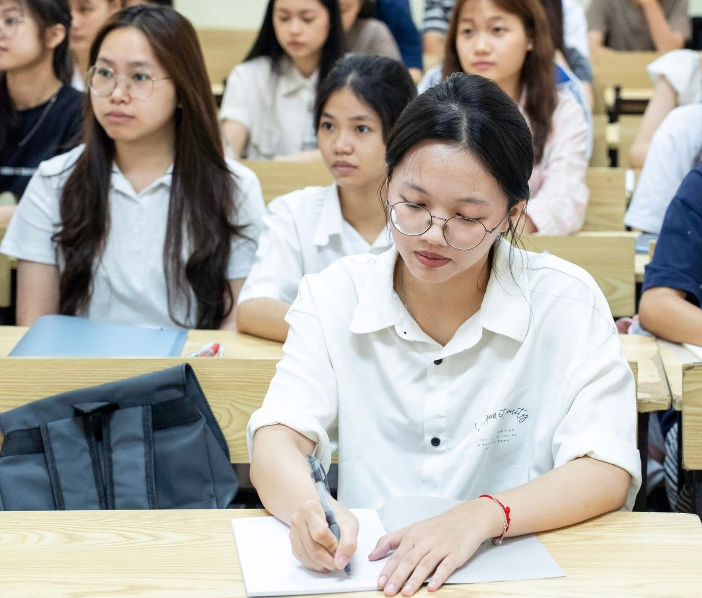 Bộ GD&ĐT công bố kế hoạch tuyển sinh ĐH,CĐ năm 2026 với nhiều điểm mới - Ảnh 1.