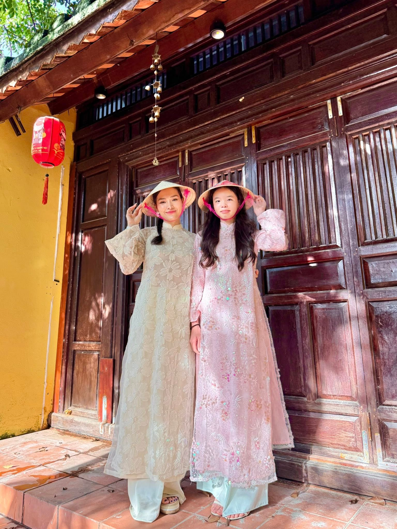 "Ái nữ" của Phương Trinh Jolie mới 12 tuổi đã cao gần bằng mẹ, chiếm trọn spotlight với đôi chân dài miên man- Ảnh 7. "Ái nữ" của Phương Trinh Jolie mới 12 tuổi đã cao gần bằng mẹ, chiếm trọn spotlight với đôi chân dài miên man- Ảnh 7.