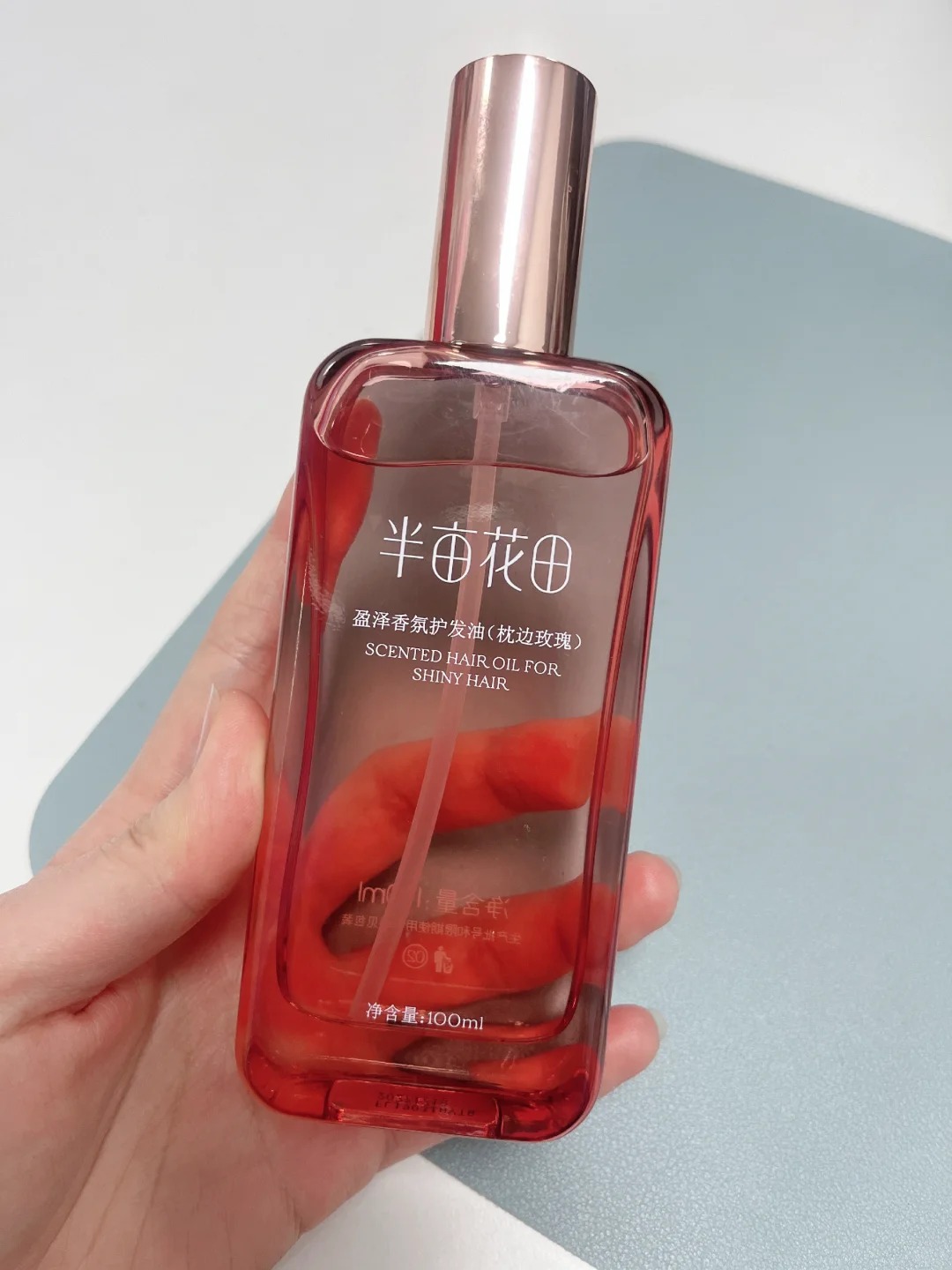 Tôi bỏ dầu xả, chuyển sang dùng dầu dưỡng - và tóc tôi chưa bao giờ mượt đến thế! - Ảnh 2. Tôi bỏ dầu xả, chuyển sang dùng dầu dưỡng - và tóc tôi chưa bao giờ mượt đến thế! - Ảnh 2.