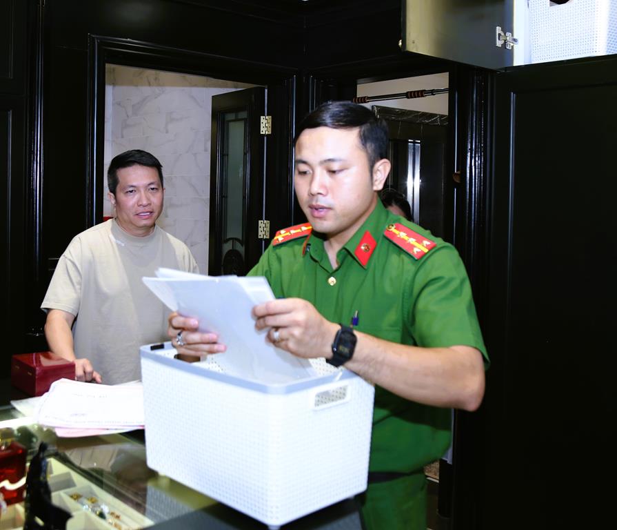 Hình ảnh doanh nhân Nguyễn Quốc Vũ thời điểm bị bắt giữ - Ảnh 1.