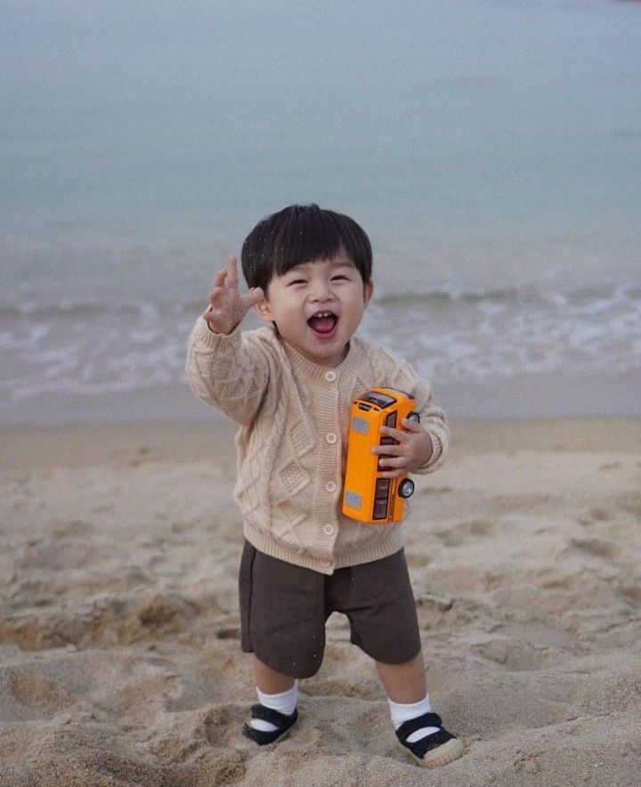 Nếu muốn con trai đường đời ít giông tố, bố mẹ nên tránh đặt tên con kiểu này- Ảnh 2.