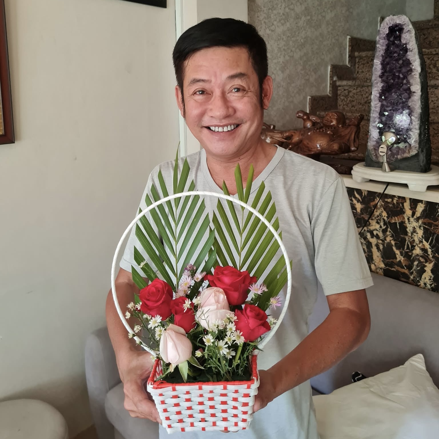 Nghệ sĩ hài Tấn Beo đối mặt với bệnh suy thận giai đoạn cuối, đồng nghiệp lo lắng - Ảnh 1. Nghệ sĩ Tấn Beo đối mặt với bệnh suy thận giai đoạn cuối, đồng nghiệp lo lắng - Ảnh 1.