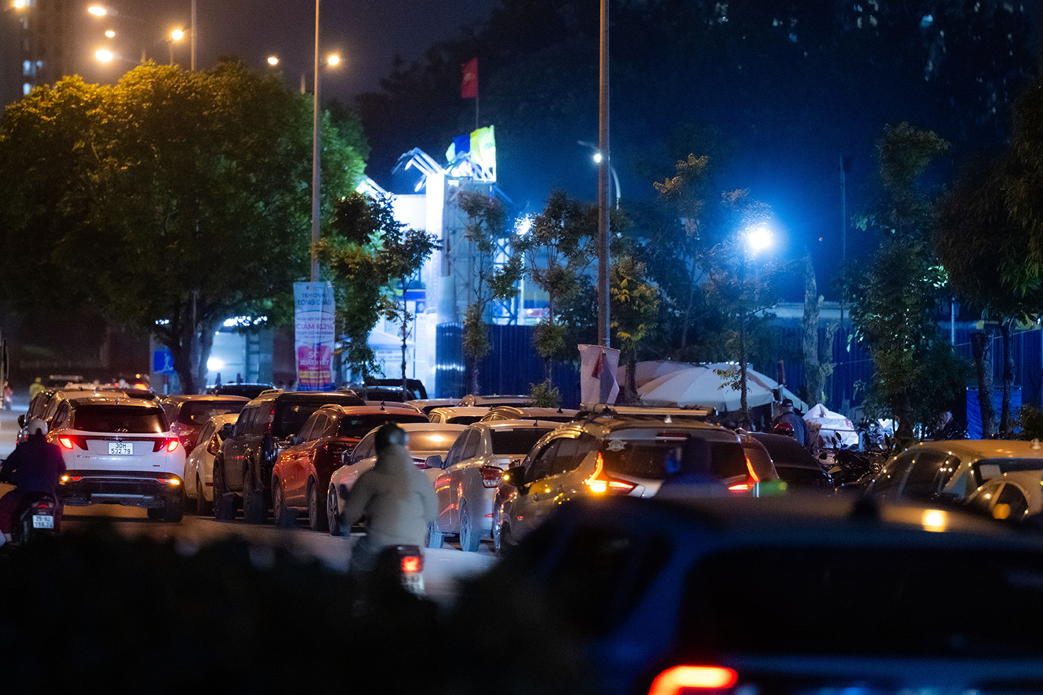 Đây là cảnh tượng tại tuyến đường qua khu chung cư Kim Văn - Kim Lũ (Hà Nội), 2 ngày sau thông tin lắp camera phạt nguội - Ảnh 4. Đây là cảnh tượng tại tuyến đường qua khu chung cư Kim Văn - Kim Lũ (Hà Nội), 2 ngày sau thông tin lắp camera phạt nguội - Ảnh 4.