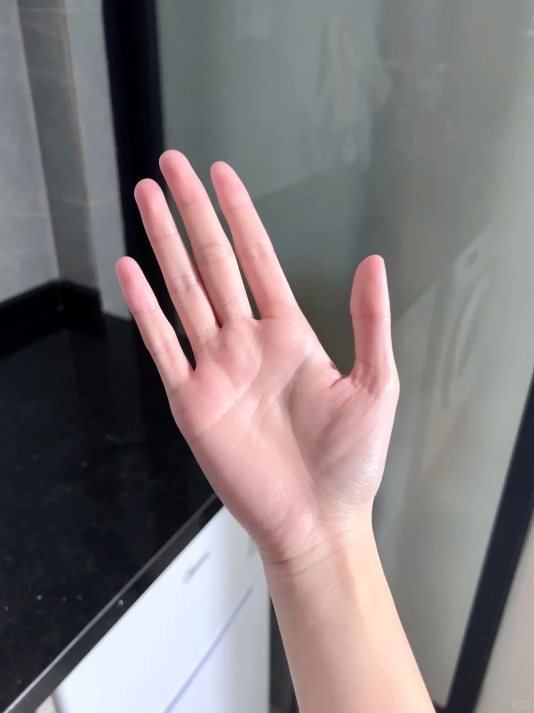 Phụ nữ có bàn tay thế này: Vừa khéo giữ tiền, vừa được quý nhân nâng đỡ- Ảnh 3.