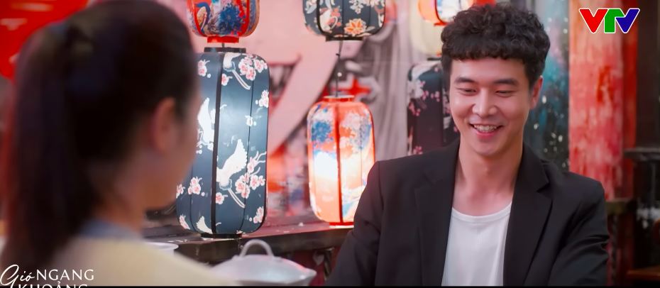 Khen nam diễn viên Vbiz này mãi cũng đến lúc cạn kiệt ngôn từ: Người đâu duyên thế không biết, cứ xuất hiện là cướp sạch spotlight! - Ảnh 2. Khen nam diễn viên Vbiz này mãi cũng đến lúc cạn kiệt ngôn từ: Người đâu duyên thế không biết, cứ xuất hiện là cướp sạch spotlight! - Ảnh 2.