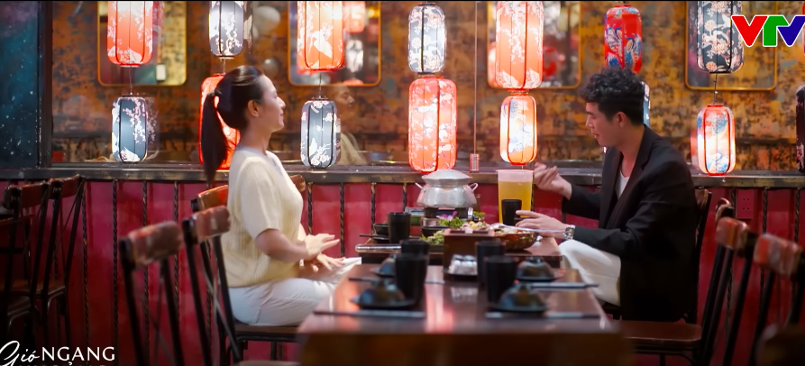 Khen nam diễn viên Vbiz này mãi cũng đến lúc cạn kiệt ngôn từ: Người đâu duyên thế không biết, cứ xuất hiện là cướp sạch spotlight! - Ảnh 3. Khen nam diễn viên Vbiz này mãi cũng đến lúc cạn kiệt ngôn từ: Người đâu duyên thế không biết, cứ xuất hiện là cướp sạch spotlight! - Ảnh 3.