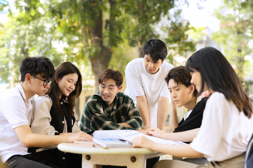 5 ngành học đang “khát” nhân lực ở Việt Nam: Lương có thể chạm 100 triệu/tháng, sinh viên mới ra trường rộng cửa việc làm - Ảnh 3.