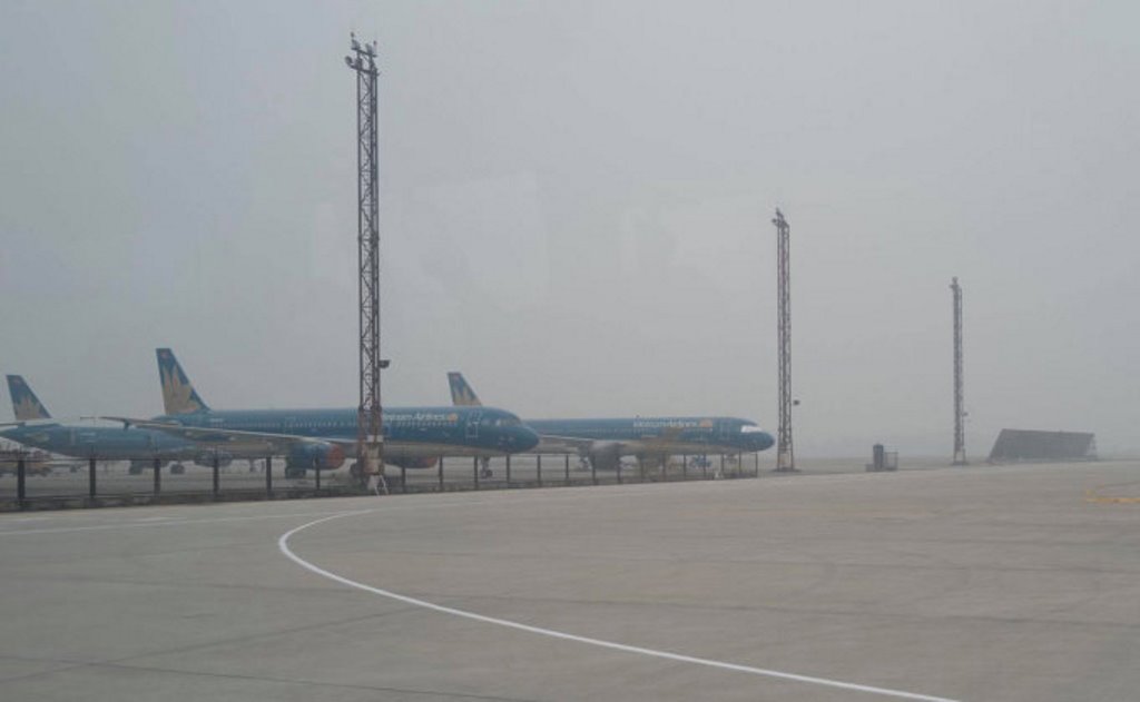 Thông tin khẩn về 5 sân bay ngay trước khi bão số 13 Kalmaegi đổ bộ - Ảnh 1. Thông tin khẩn về 5 sân bay ngay trước khi bão số 13 Kalmaegi đổ bộ - Ảnh 1.