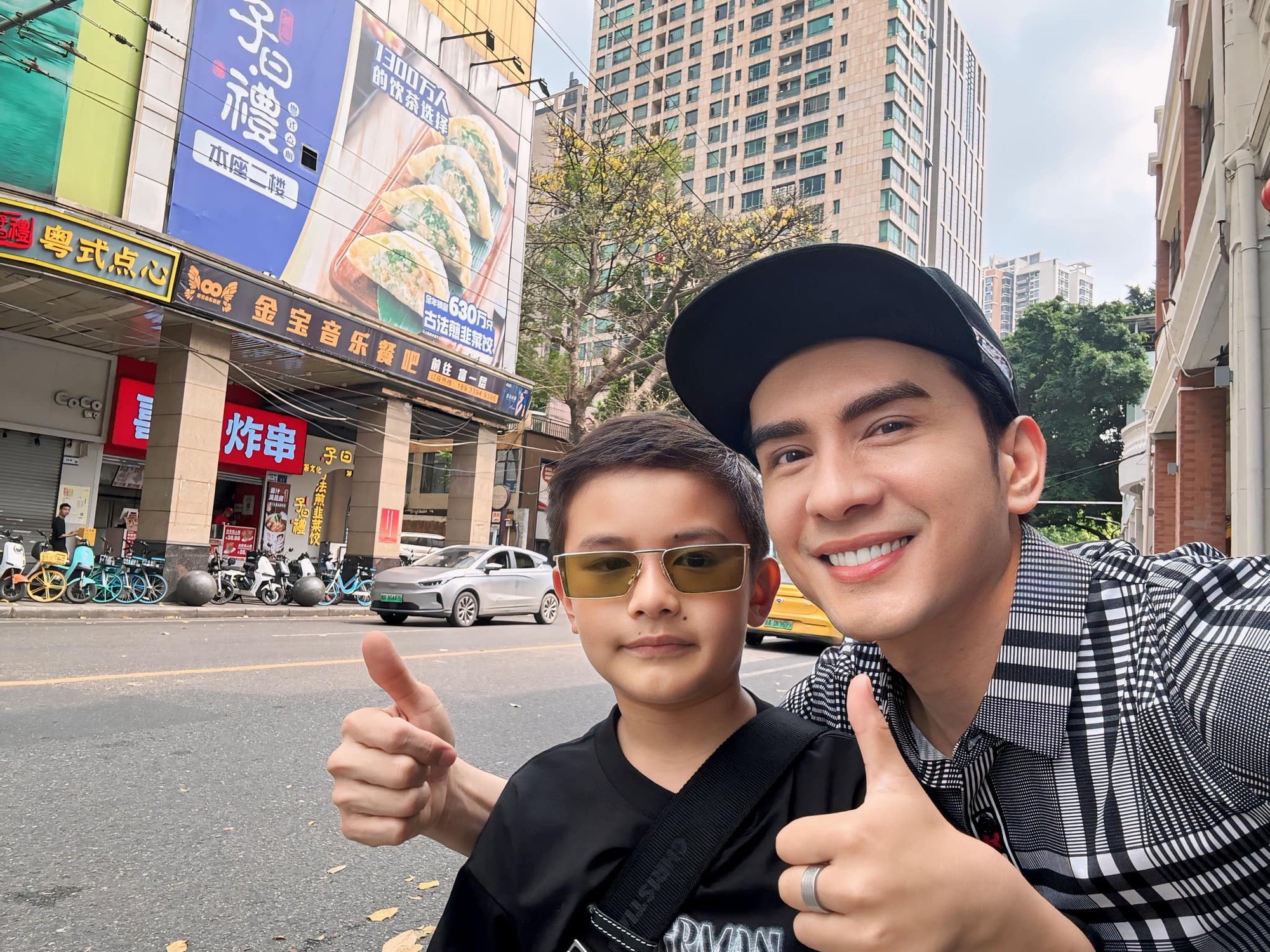 Con trai 8 tuổi của Đan Trường có 3 công ty: Thương hiệu ở Campuchia được mở với mục đích bất ngờ- Ảnh 10. Con trai 8 tuổi của Đan Trường có 3 công ty: Thương hiệu ở Campuchia được mở với mục đích bất ngờ- Ảnh 10.