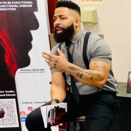 Chuyên gia tư vấn cai rượu say xỉn tông xe đâm chết 4 người - Ảnh 1. Chuyên gia tư vấn cai rượu say xỉn tông xe đâm chết 4 người - Ảnh 1.