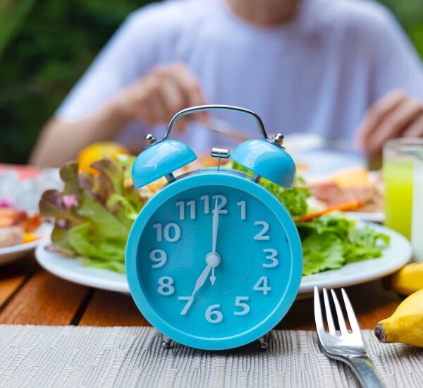 Kiểu ăn giúp mẹ 2 con Diệp Lâm Anh sở hữu cơ bụng số 11: Rất hợp phụ nữ đã qua sinh đẻ không có thời gian tập luyện - Ảnh 4. Kiểu ăn giúp mẹ 2 con Diệp Lâm Anh sở hữu cơ bụng số 11: Rất hợp phụ nữ đã qua sinh đẻ không có thời gian tập luyện - Ảnh 4.