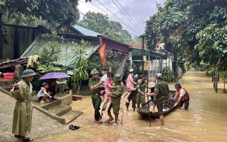 Thủ tướng yêu cầu trước 15h hôm nay phải hoàn thành sơ tán dân cư tại khu vực có nguy cơ sạt lở, lũ quét - Ảnh 1.