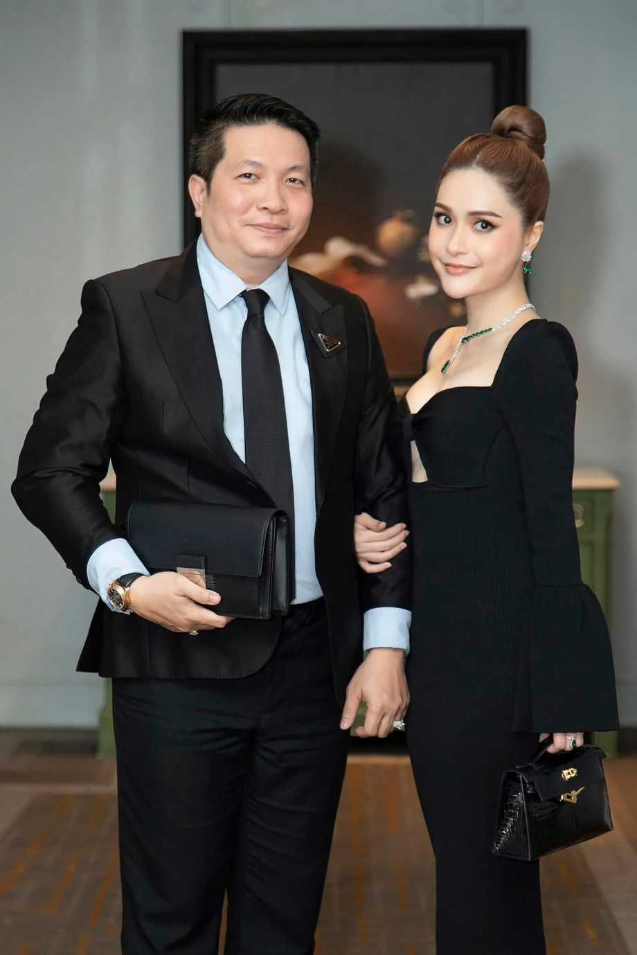 Nguyễn Quốc Vũ - Đoàn Di Băng "sụp đổ", số phận khối bất động sản khổng lồ ra sao? - Ảnh 1. Nguyễn Quốc Vũ - Đoàn Di Băng "sụp đổ", số phận khối bất động sản khổng lồ ra sao? - Ảnh 1.