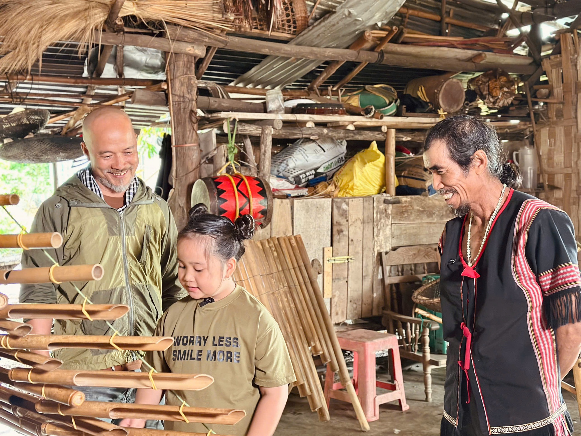 Ông bố họa sĩ gây ấn tượng bởi bài học dạy con gái 9 tuổi trong Ông bố họa sĩ gây ấn tượng bởi bài học dạy con gái 9 tuổi trong