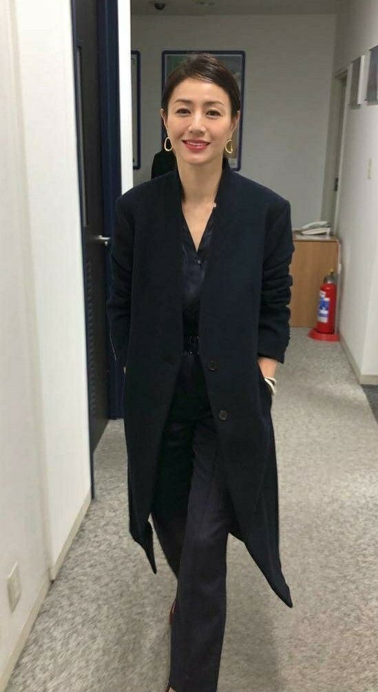 Ở tuổi 45, tôi đã thử 3 cách chia tiền phổ biến của phụ nữ trung niên – và chỉ 1 cách giúp tôi thật sự dư mỗi tháng - Ảnh 1.