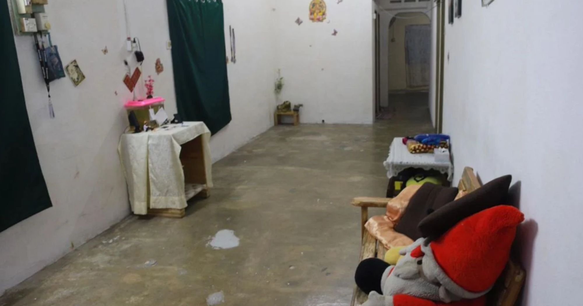 Thi thể 2 mẹ con được phát hiện trong nhà, bức thư tuyệt mệnh người mẹ để lại khiến nhiều người sững sờ- Ảnh 1.