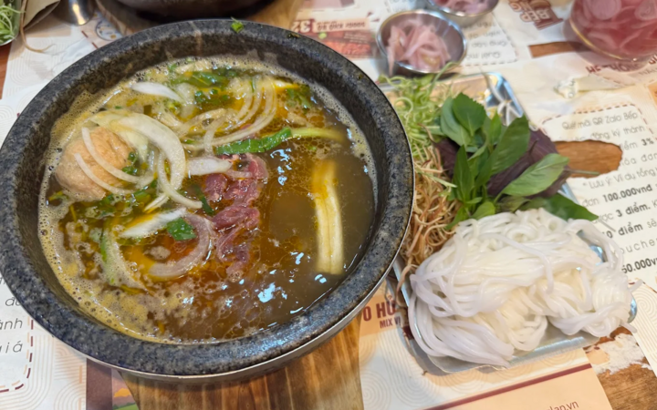 Top qu&aacute;n b&uacute;n b&ograve; ở Thủ Đức ngon rẻ - Ảnh 1.