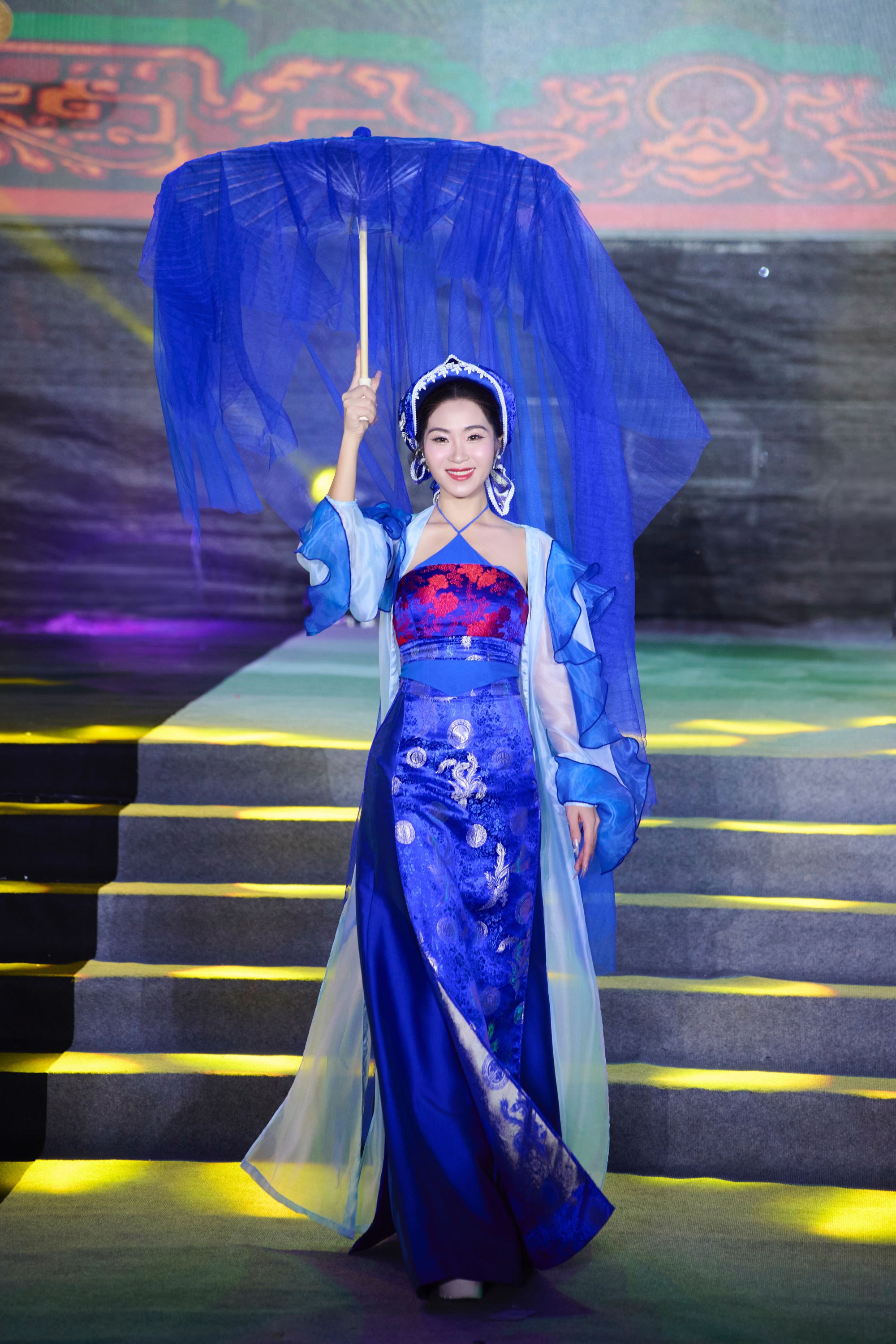 Tuấn Cry thử sức với vai trò mới, run như lần đầu đứng trên sân khấu - Ảnh 4. Tuấn Cry thử sức với vai trò mới, run như lần đầu đứng trên sân khấu - Ảnh 4.