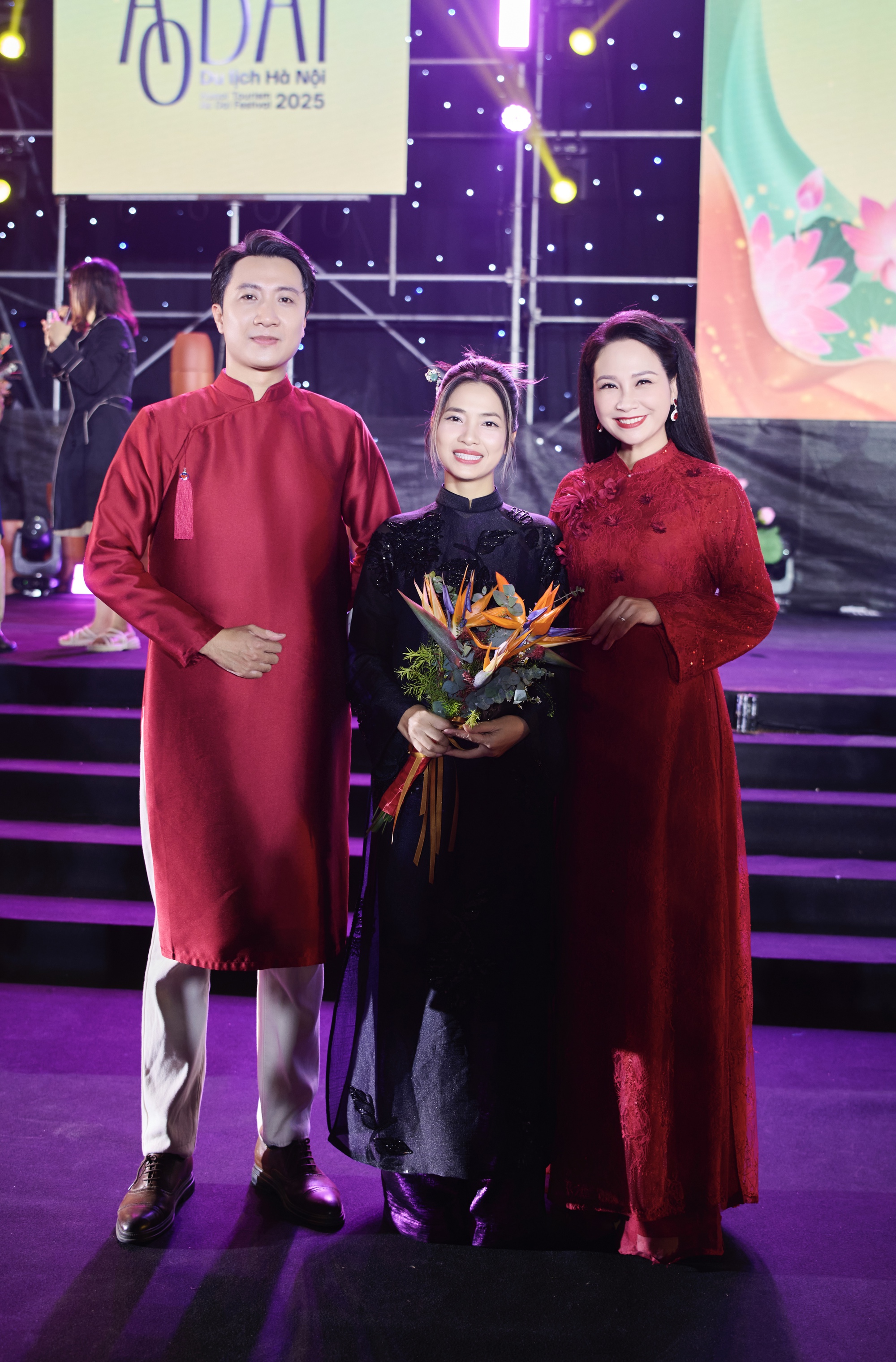 Tuấn Cry thử sức với vai trò mới, run như lần đầu đứng trên sân khấu - Ảnh 3. Tuấn Cry thử sức với vai trò mới, run như lần đầu đứng trên sân khấu - Ảnh 3.