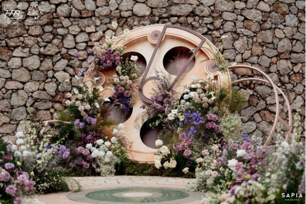 Soi nhanh cặp nhẫn cưới full kim cương của cặp đôi giờ vàng Đình Tú-Ngọc Huyền, mức giá khiến nhiều người bất ngờ - Ảnh 5. Soi nhanh cặp nhẫn cưới full kim cương của cặp đôi giờ vàng Đình Tú-Ngọc Huyền, mức giá khiến nhiều người bất ngờ - Ảnh 5.