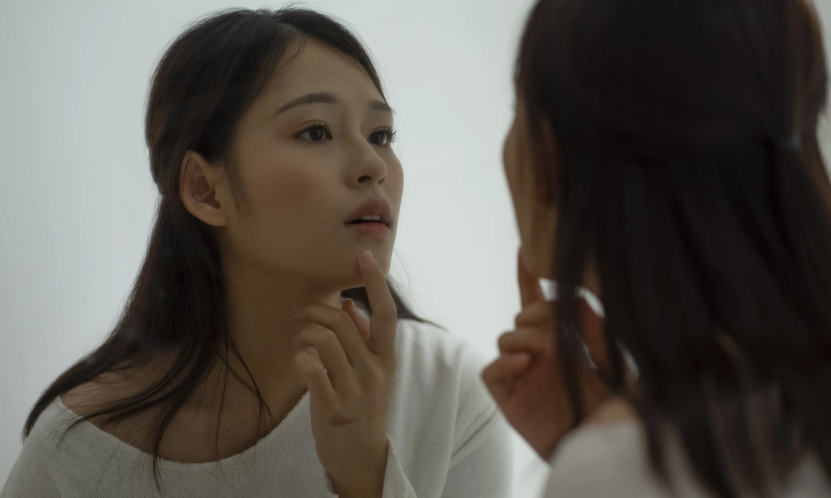 Nhiều chị em da khô, thiếu ngủ, tóc rụng cả nắm vì 1 sai lầm kinh điển khi ăn tập gym- Ảnh 1. Nhiều chị em da khô, thiếu ngủ, tóc rụng cả nắm vì 1 sai lầm kinh điển khi ăn tập gym- Ảnh 1.