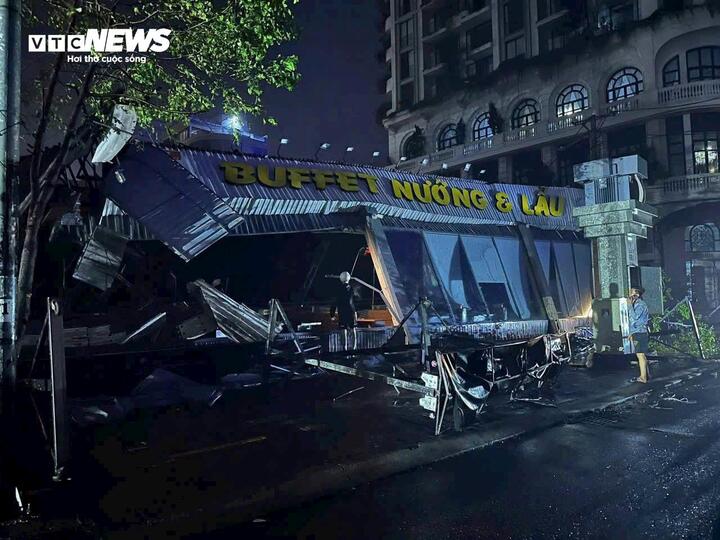 Cảnh tượng đau lòng khi bão số 13 đi qua - Ảnh 7. Cảnh tượng đau lòng khi bão số 13 đi qua - Ảnh 7.