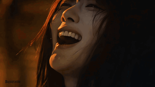 kim-yoojung-kim-youjung-2-1762600740129-17626007402161528874547.gif