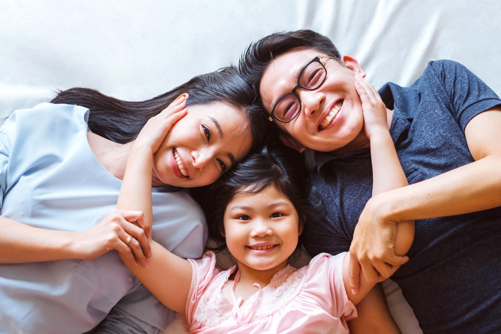 Nghề của bố hay nghề của mẹ ảnh hưởng đến con nhiều hơn? Câu trả lời hoàn toàn bất ngờ, không liên quan gì đến mức lương! - Ảnh 1.