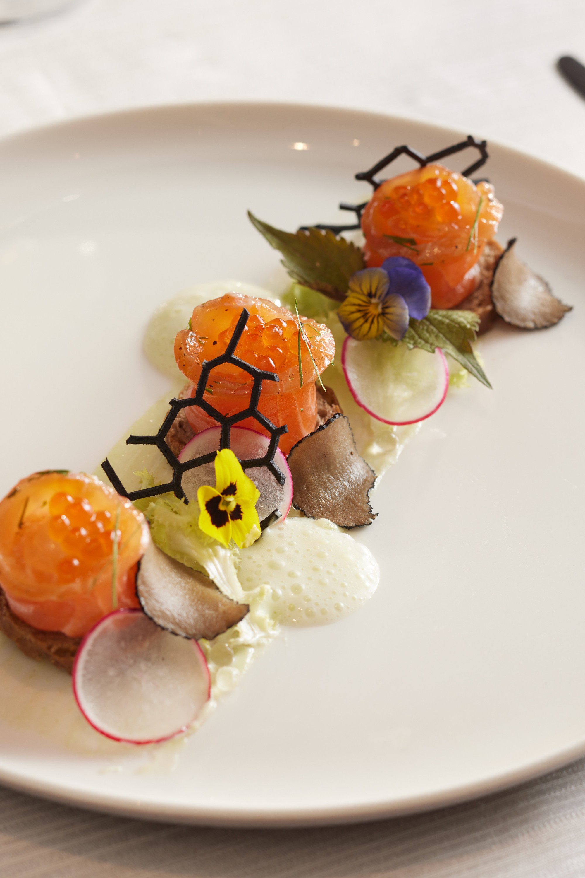 Mỹ vị bốn bán cầu hội tụ trong hành trình ẩm thực mới của Hemispheres Steak & Seafood Grill- Ảnh 9.