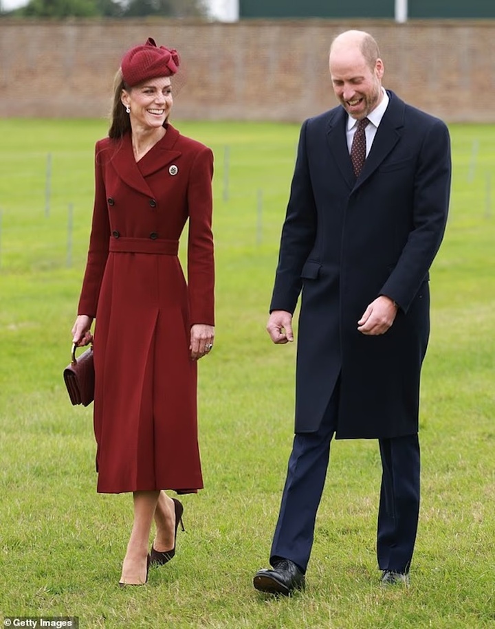 'Nữ hoàng nghi thức' mách 39 quy tắc để trở thành quý cô thanh lịch - Ảnh 2.