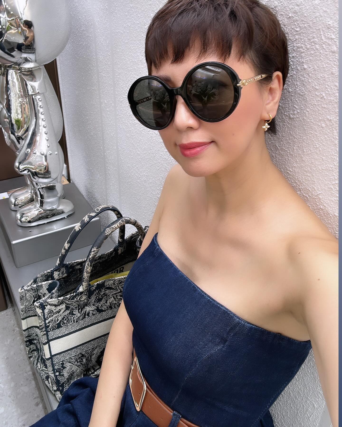 Mẹ vợ Đoàn Văn Hậu khoe chân dài nuột nà, sexy hết nấc, Doãn Hải My thừa hưởng từ đây- Ảnh 4. Mẹ vợ Đoàn Văn Hậu khoe chân dài nuột nà, sexy hết nấc, Doãn Hải My thừa hưởng từ đây- Ảnh 4.