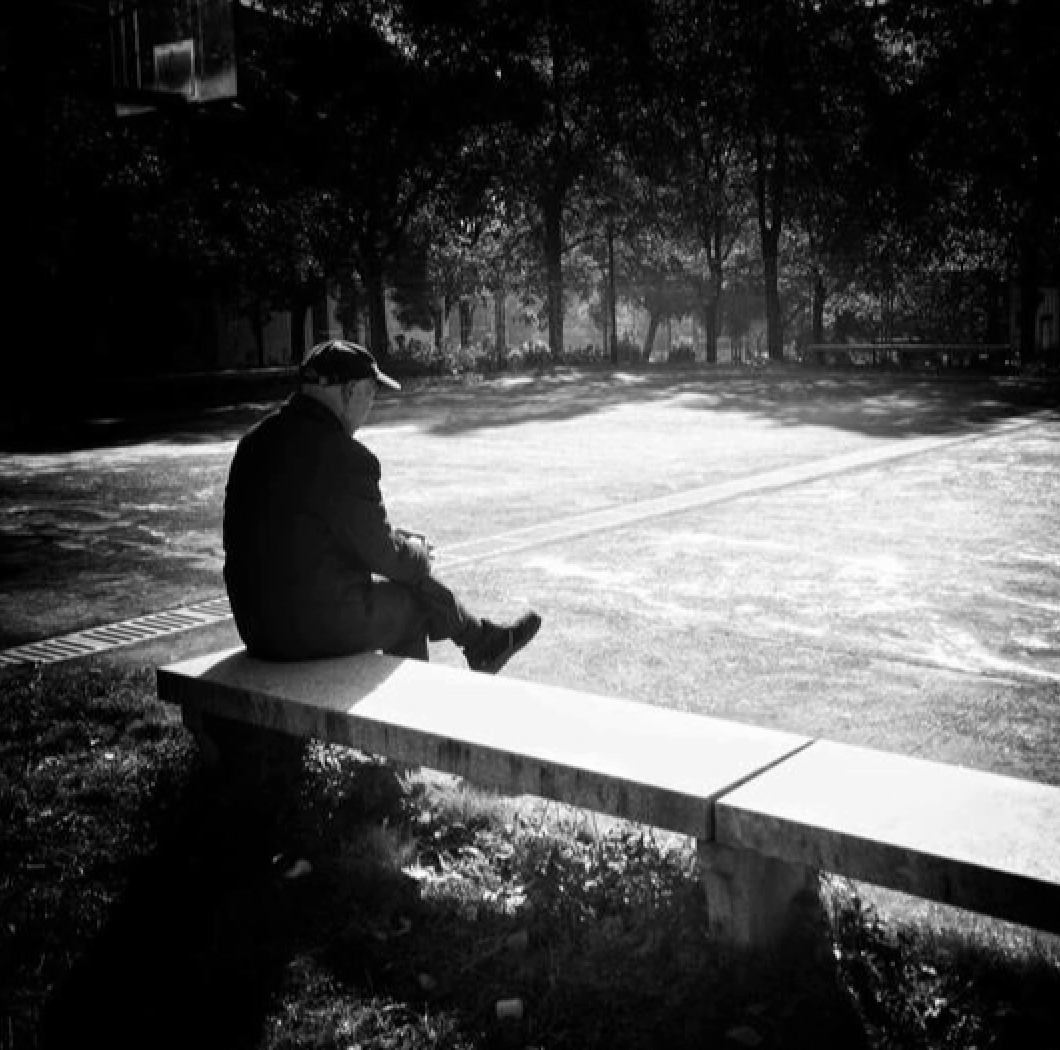 Tự sự của người cha bước sang bên kia con dốc cuộc đời: Cay đắng nhất không phải là hết tiền, mà là thấy con mất ý chí sống, trở nên vô dụng - Ảnh 1. Tự sự của người cha bước sang bên kia con dốc cuộc đời: Cay đắng nhất không phải là hết tiền, mà là thấy con mất ý chí sống, trở nên vô dụng - Ảnh 1.