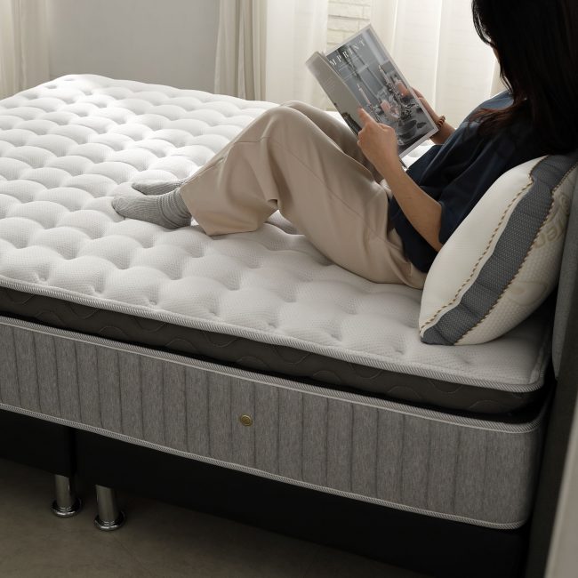 Ở tuổi 40+, tôi phát hiện ra 6 khoản chi tiêu cực vô nghĩa - cắt ngay cuộc sống nhẹ hẳn - Ảnh 1.