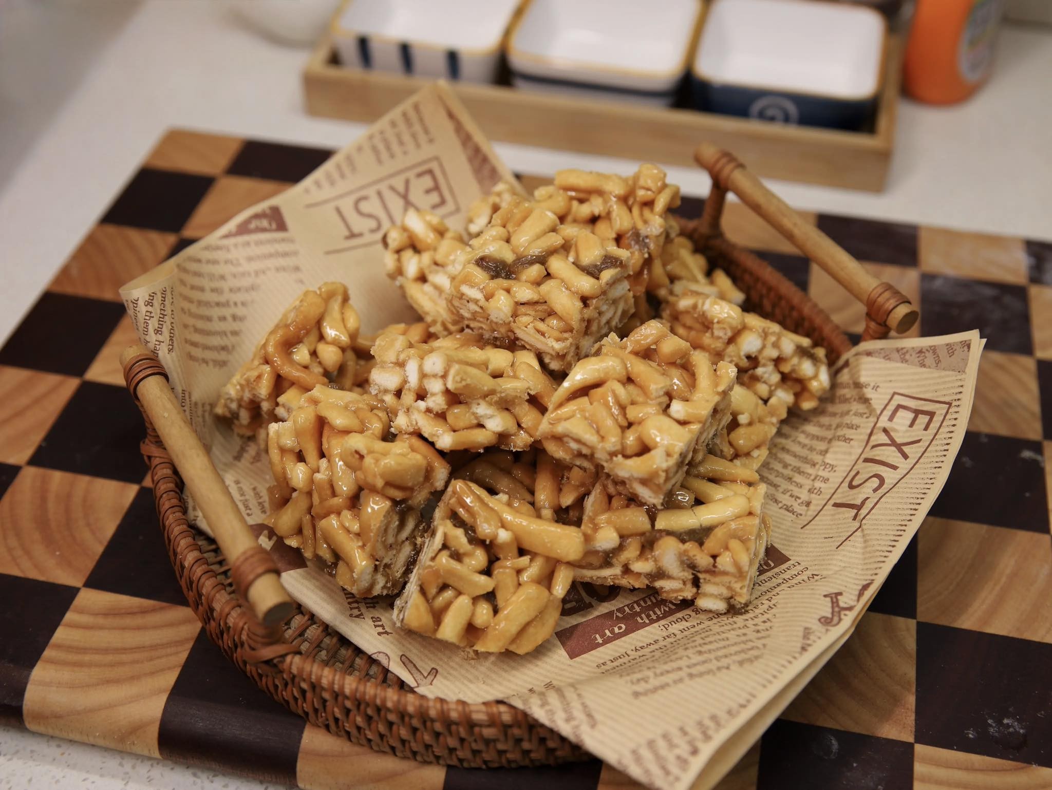 2 quả trứng gà và 1 bát bột mì làm thành món bánh nhâm nhi ngày đông cực ngon được cả nhà yêu thích - Ảnh 3.