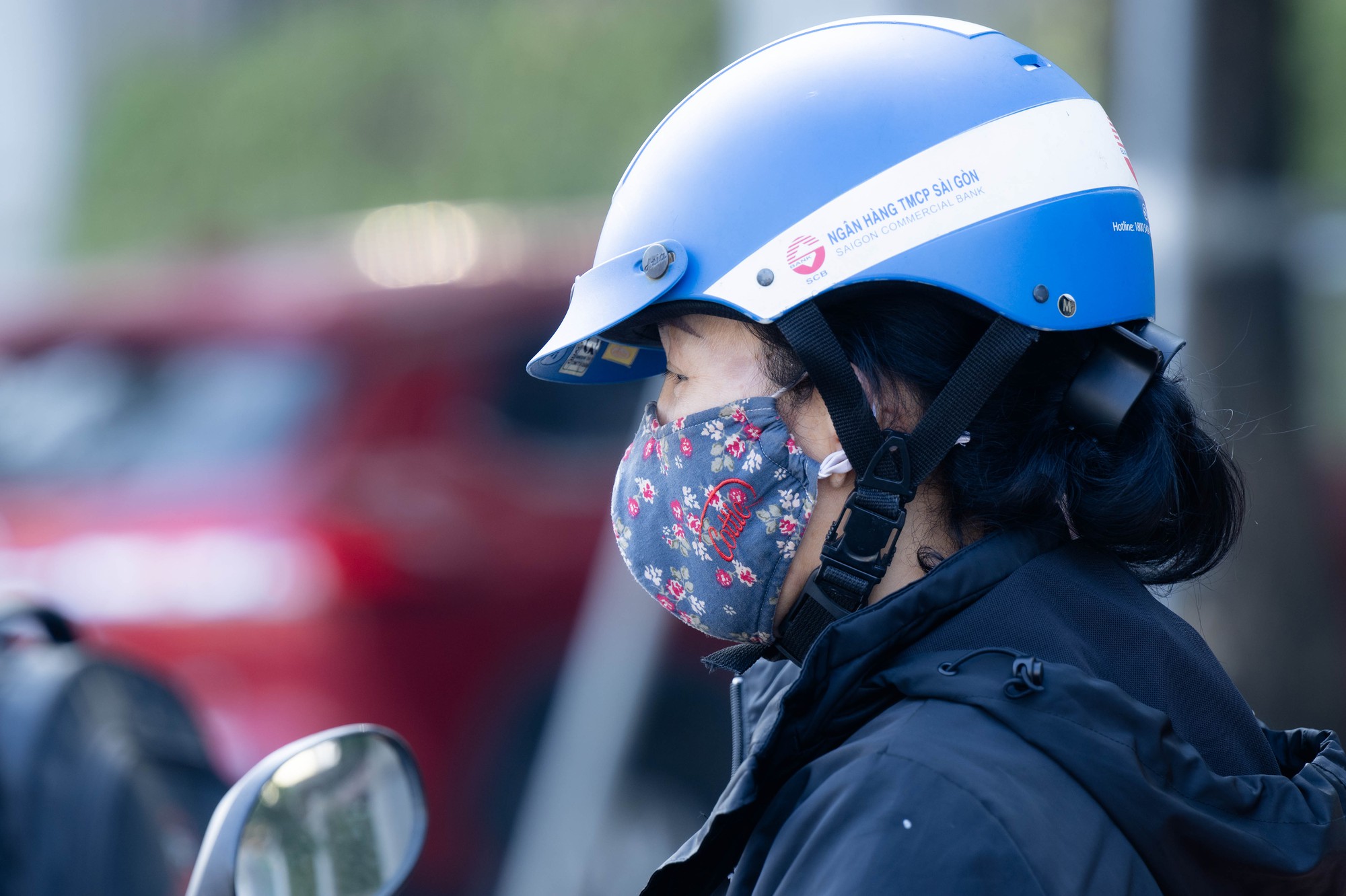 Hà Nội ô nhiễm bụi mịn nghiêm trọng ảnh hưởng sức khỏe người dân - Ảnh 18. Hà Nội ô nhiễm bụi mịn nghiêm trọng ảnh hưởng sức khỏe người dân - Ảnh 18.