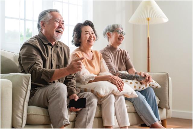 Người đàn ông có tiền, sống trong viện dưỡng lão cao cấp nhưng vì 1 câu nói mà cảm thấy 