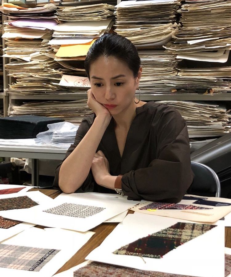 3 cú lừa tài chính phổ biến khiến phụ nữ trung niên tưởng ổn mà thành trắng tay - Ảnh 1.