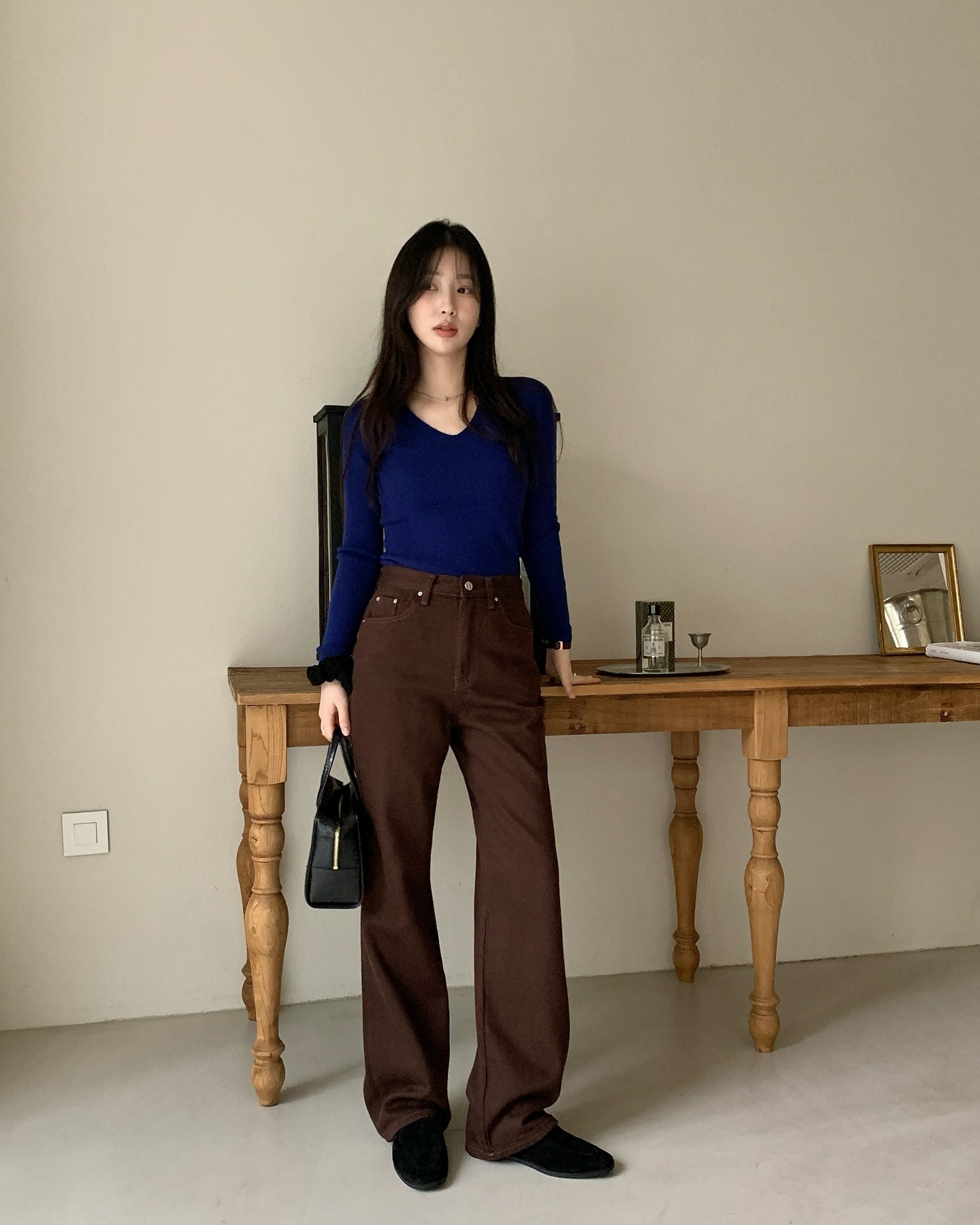 10 Set đồ màu sắc mùa đông giúp nàng nổi bật và thời thượng trong tiết trời lạnh - Ảnh 9. 10 Set đồ màu sắc mùa đông giúp nàng nổi bật và thời thượng trong tiết trời lạnh - Ảnh 9.